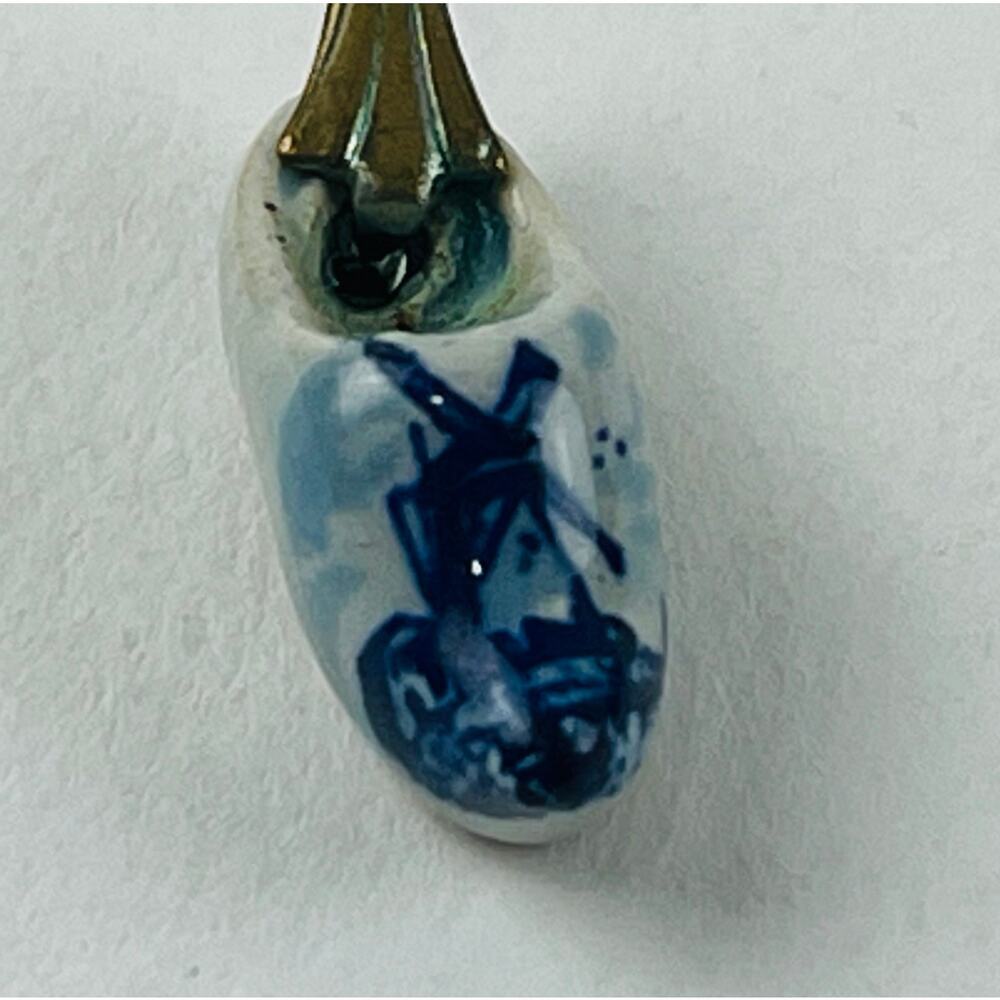 VTG Blue Dutch Shoe Clog Holland Amsterdam Charm Pendant Tiny Porcelain ? White - Picture 11 of 14